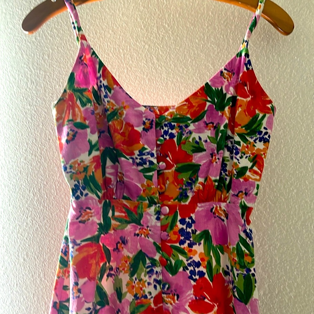 Zara XS flower print dress.  Button details and front split.